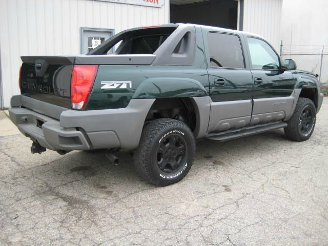 2002 Chevrolet Avalanche - COOPERSVILLE, MI