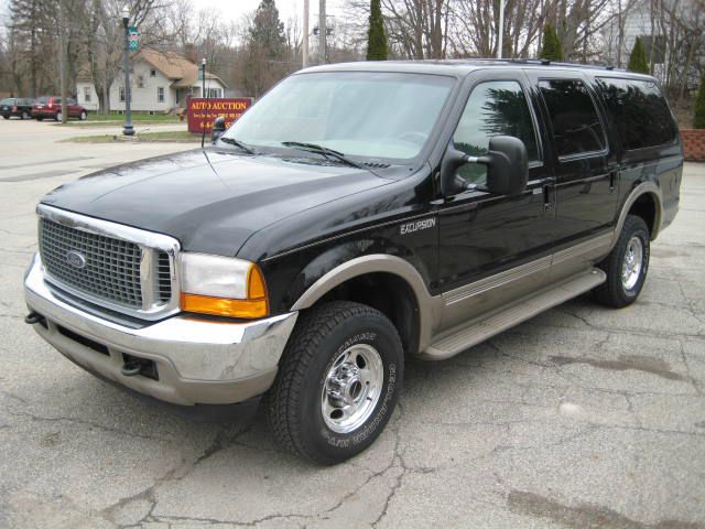 2000 Ford Excursion - COOPERSVILLE, MI