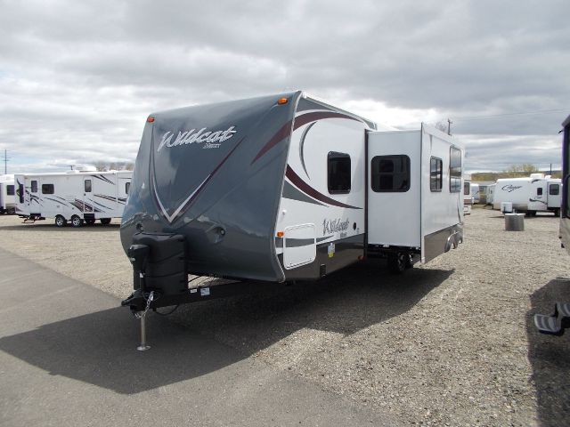 2014 FOREST RIVER WILDCAT 29BHS