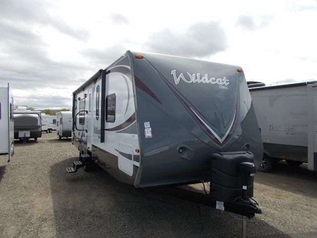 2014 FOREST RIVER WILDCAT 28RKX