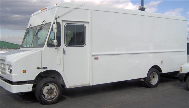 2004 WORKHORSE STEPVAN for sale