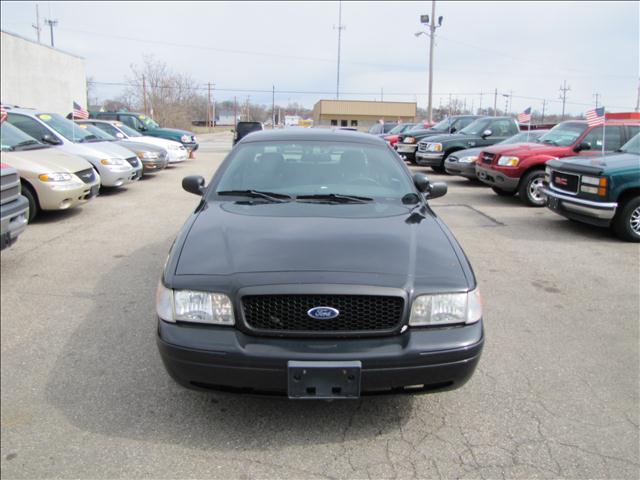 2004 Ford Crown Victoria for sale