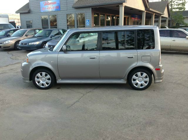 2006 Scion xB