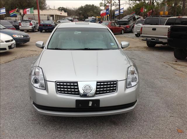 2004 Nissan Maxima