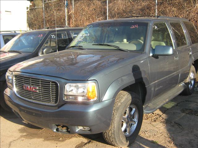 2000 GMC Yukon Denali for sale
