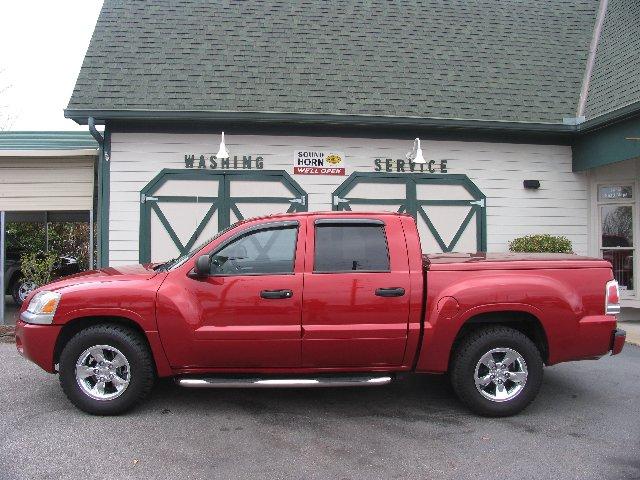 2006 Mitsubishi Raider for sale