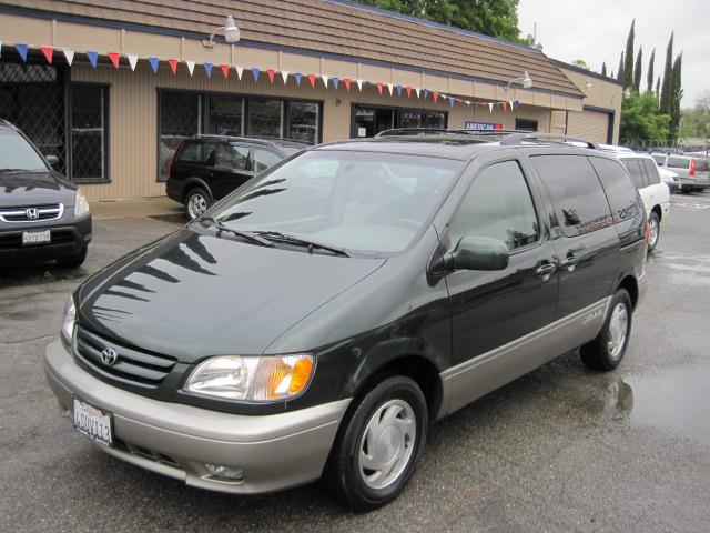 2001 Toyota Sienna for sale