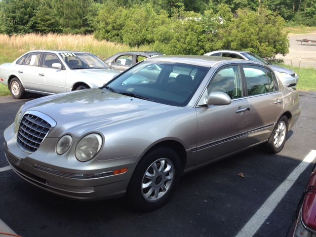 2004 Kia Amanti for sale