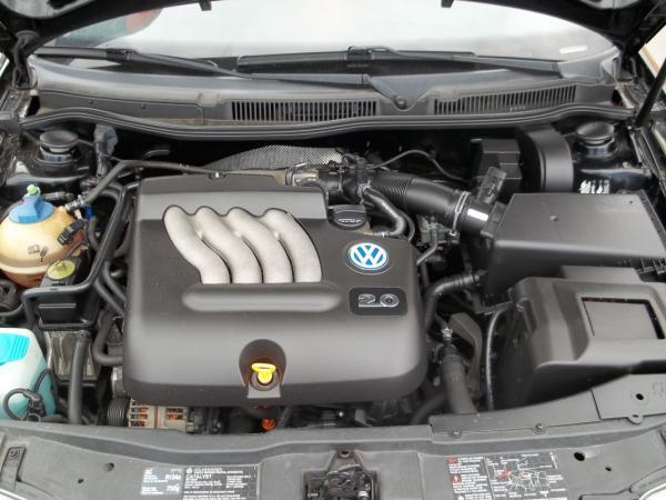 http://cimages4.carsforsale.com/391420/3VWSK69M41M143427_11.jpg?dt=052520120439