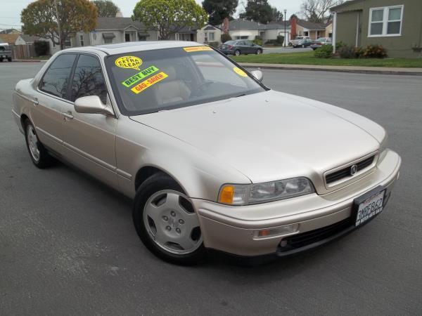 1995 ACURA LEGEND champagne this is a beautiful champagne 1995 acura legend 4 door sedan 4 speed a