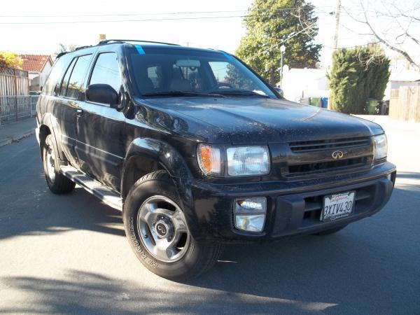 1998 INFINITI QX4 black this is a black 1998 infiniti qx4 4 door wagon automatic v6 33l 4wd car 