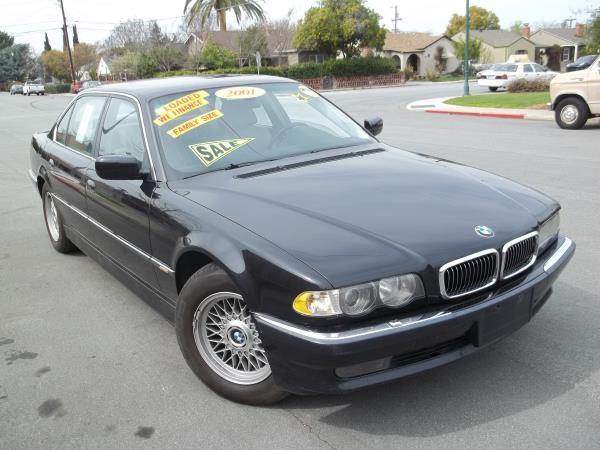 2001 BMW 7 SERIES black this is a black 2001 bmw 7 series 4 door sedan 5 speed automatic v8 44l 