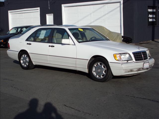 1995 MERCEDES-BENZ S CLASS S420, white, this is a beautiful  1995 mercedes-benz s ...
