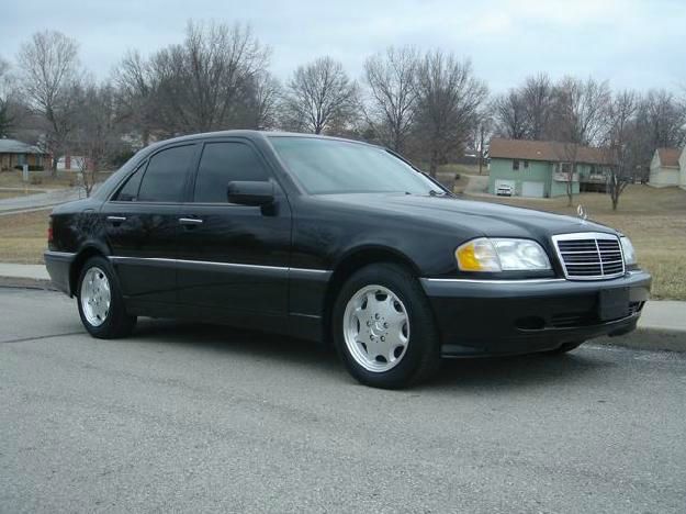 2000 MERCEDES-BENZ C-CLASS black this is a  black 2000 mercedes-benz c-class 4 door sedan automati