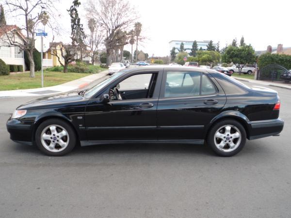 1999 SAAB 9-5, black, this is a ...