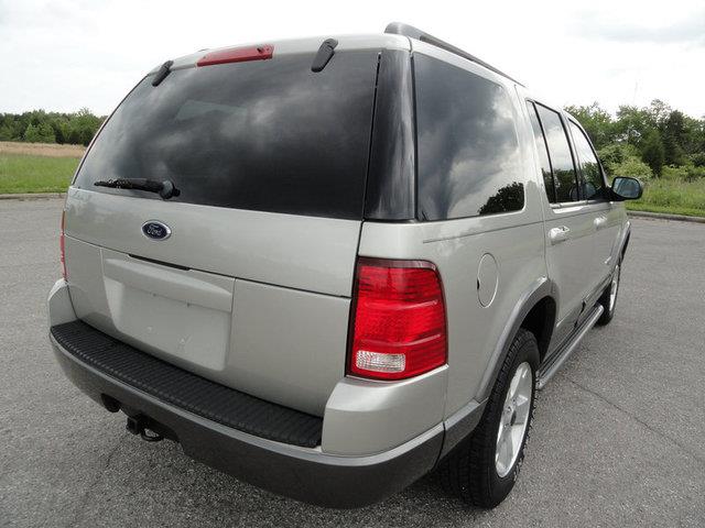 2004 Ford Explorer