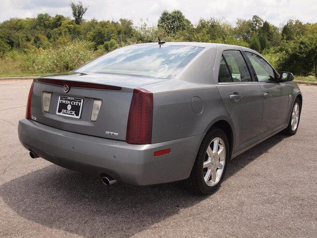 2005 Cadillac STS
