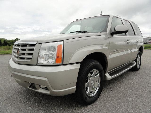 2004 Cadillac Escalade