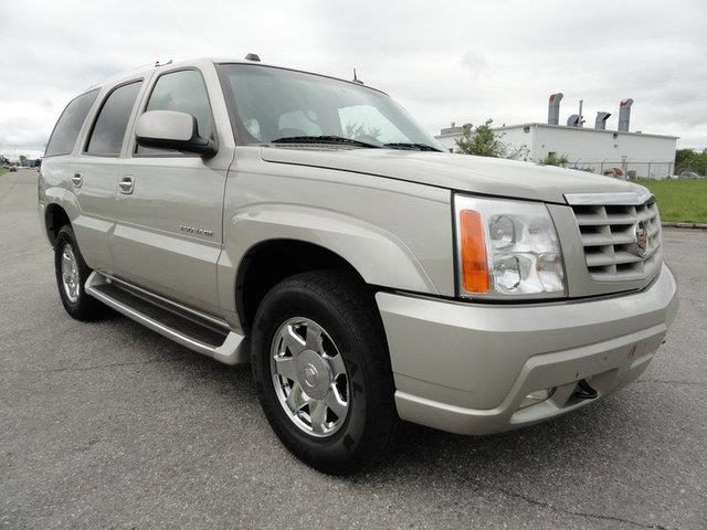 2004 Cadillac Escalade