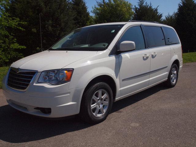 2010 Chrysler Town & Country
