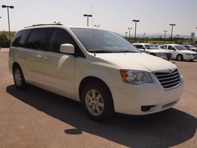 2010 Chrysler Town & Country