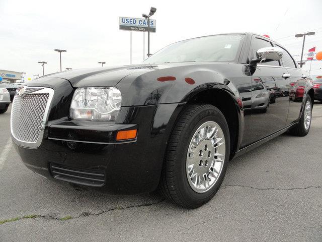 2008 Chrysler 300