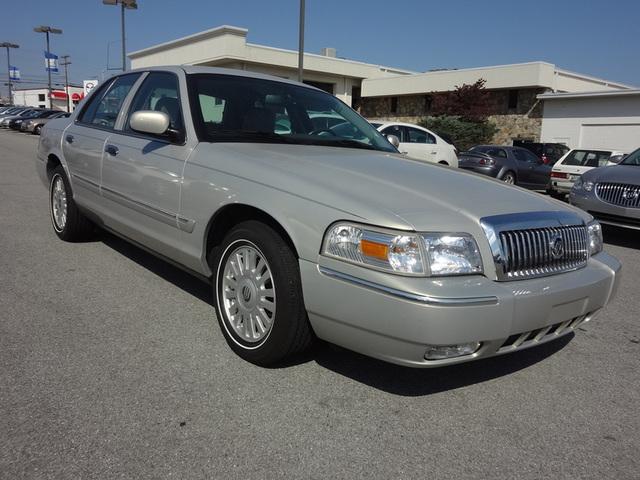 2008 Mercury Grand Marquis