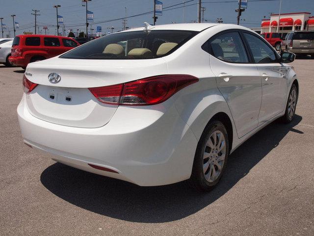 2011 Hyundai Elantra
