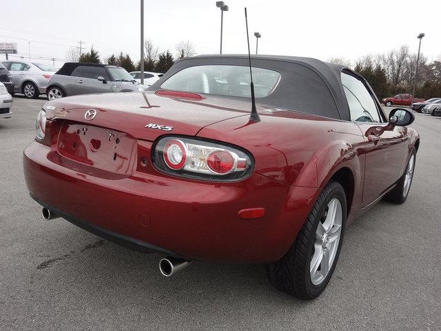 2006 Mazda MX-5 Miata