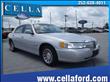 2002 Lincoln Town Car