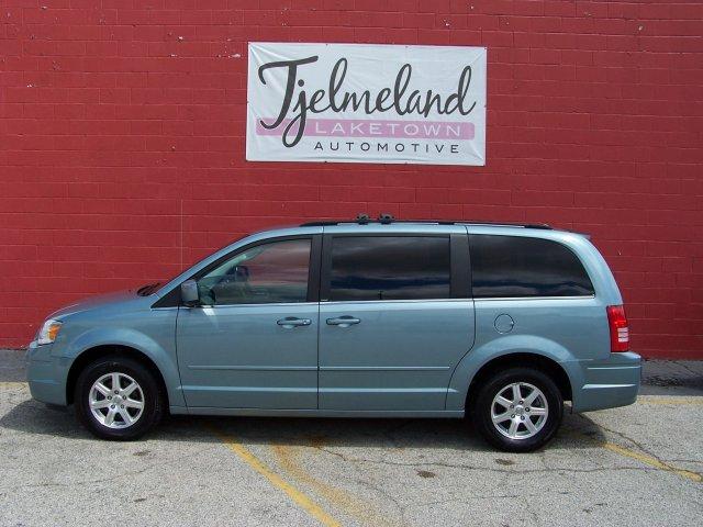 2008 Chrysler Town & Country for sale