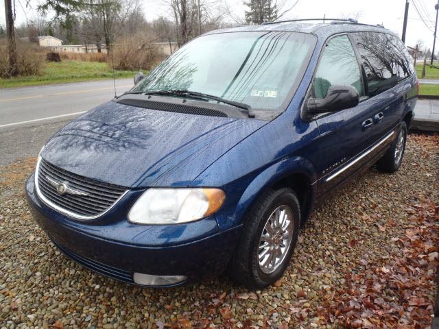 2001 Chrysler Town & Country for sale