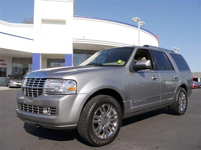 Tothego - 2008 Lincoln Navigator_1