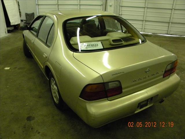 1996 Nissan Maxima