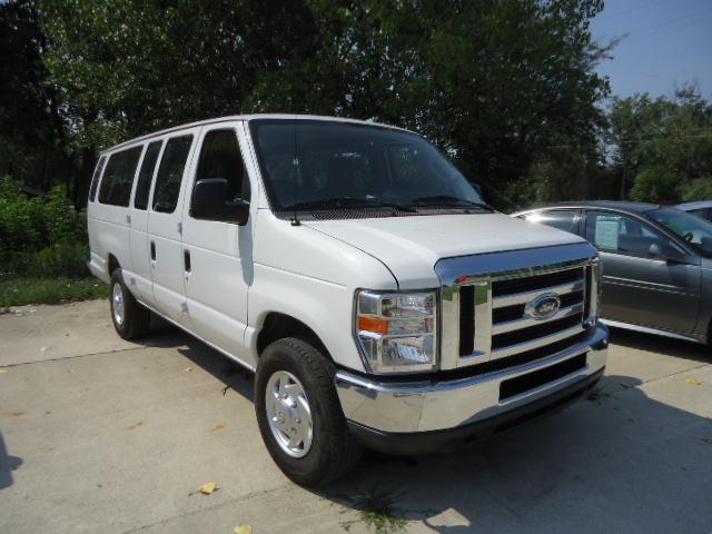 2011 Ford Econoline Wagon