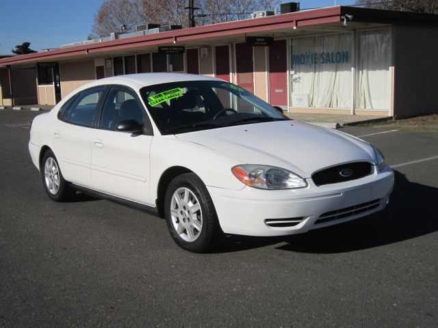 2004 Ford Taurus for sale