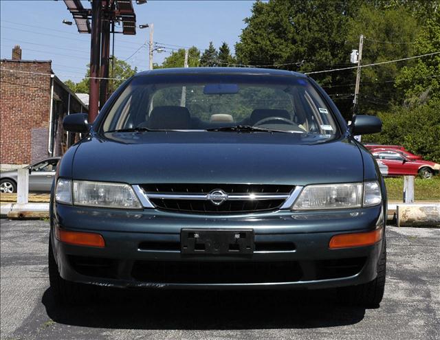 1998 Nissan Maxima for sale