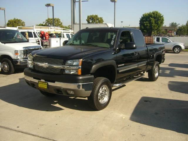 2003 Chevrolet Silverado 2500 for sale