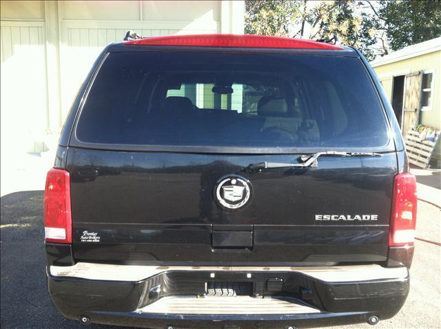 2003 Cadillac Escalade