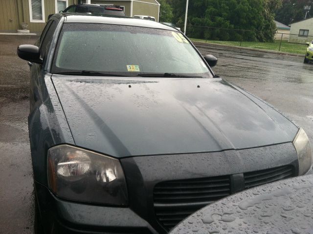 2005 Dodge Magnum