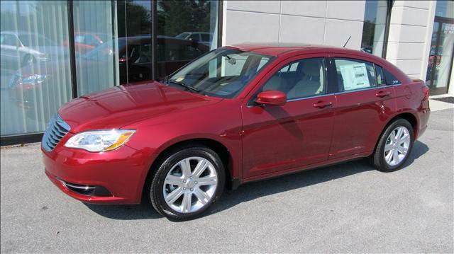2013 Chrysler 200