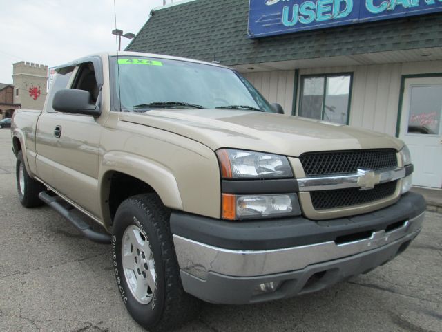 2004 Chevrolet Silverado 1500 - CRYSTAL LAKE, IL