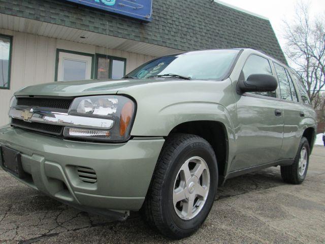 2004 Chevrolet TrailBlazer - CRYSTAL LAKE, IL