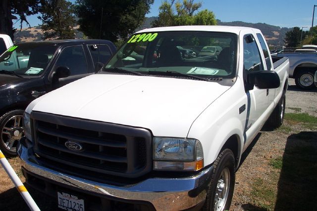 2003 FORD F250 XL white 2 door 2 wheel drive automatic transmission alloy wheels bedliner air
