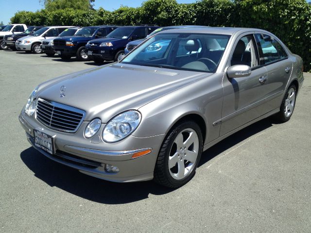 2003 MERCEDES-BENZ E-CLASS E320 black 4 dooralloy wheelsamfm radioantilock brakescd playercr