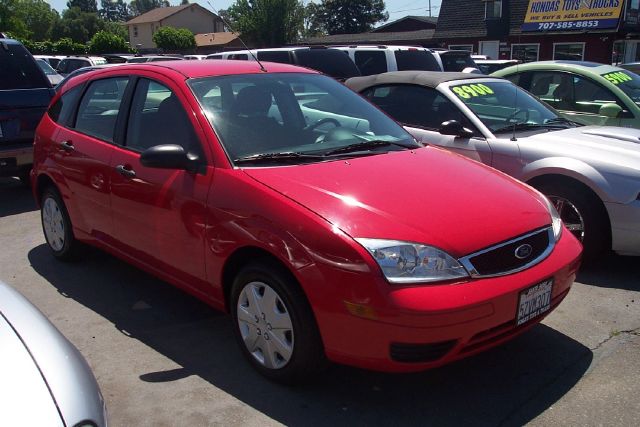 2007 FORD FOCUS ZX5, 4 door, ...