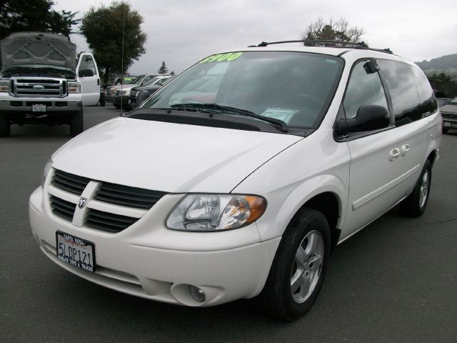 2005 DODGE GRAND CARAVAN SPORT, ...