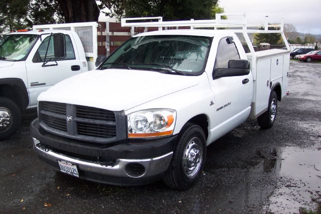 2006 DODGE RAM 2500 SLT 2WD white 109196 miles VIN 3d7kr26c16g131475 