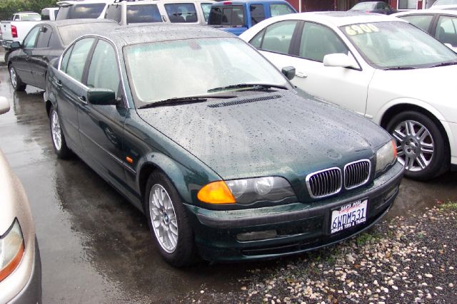2000 BMW 3 SERIES 328I green 106526 miles VIN wbaam5337yfr16322 
