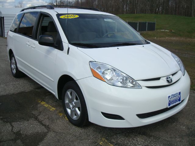 2010 Toyota Sienna